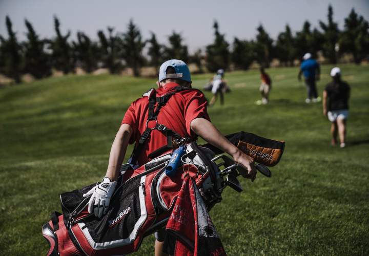 choosing the right golf accessories